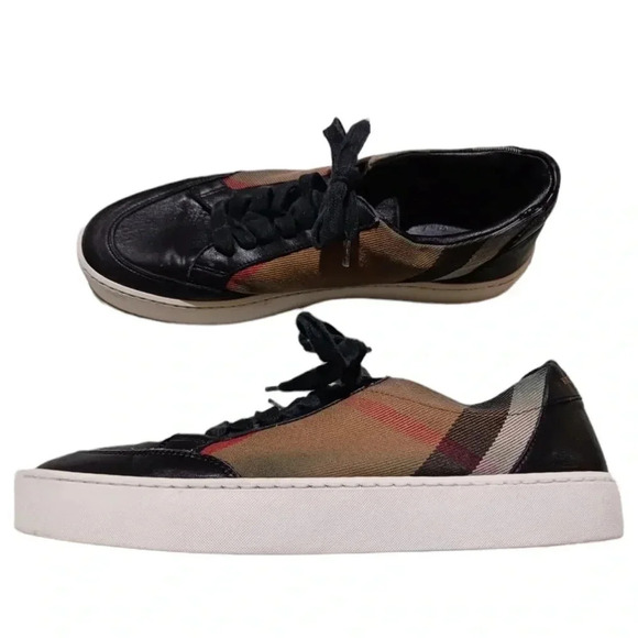 Burberry women’s shoes size 38 - Picture 6 of 12